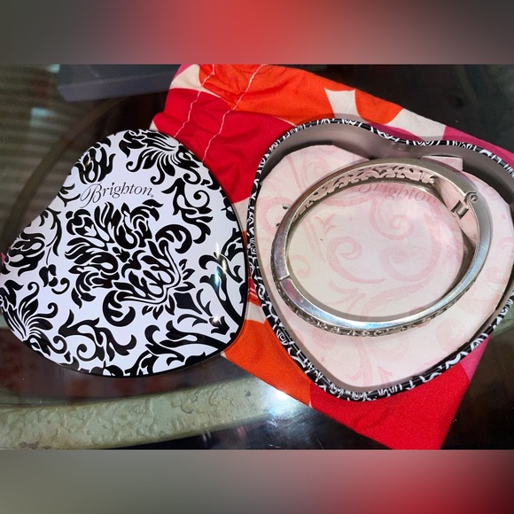 Brighton bangle brace - Picture 3 of 13